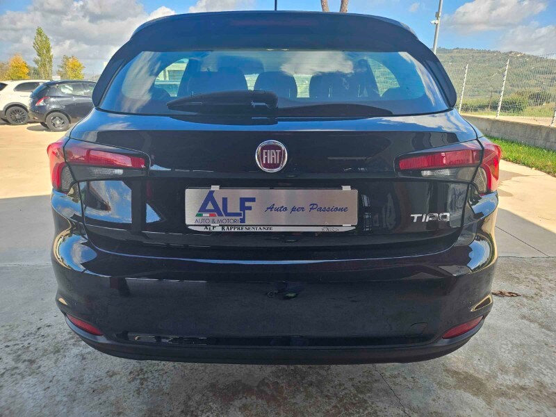 FIAT Tipo (2015-->) Tipo 1.6 Mjt S&S 5 porte Easy
