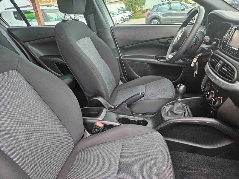 FIAT Tipo (2015-->) Tipo 1.3 Mjt S&S 5 porte Street