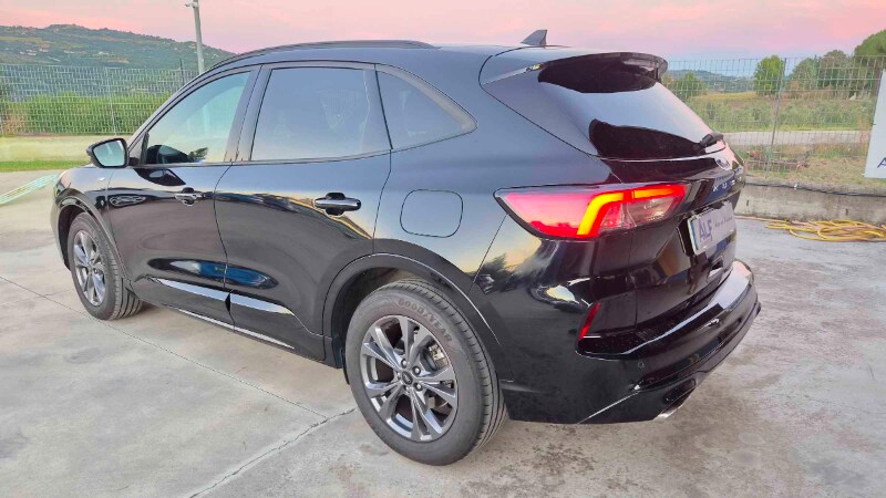 FORD Kuga 3ª serie Kuga 1.5 EcoBlue 120 CV aut. 2WD ST-Line X