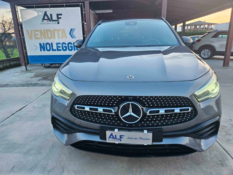 Foto MERCEDES GLA          (H247)